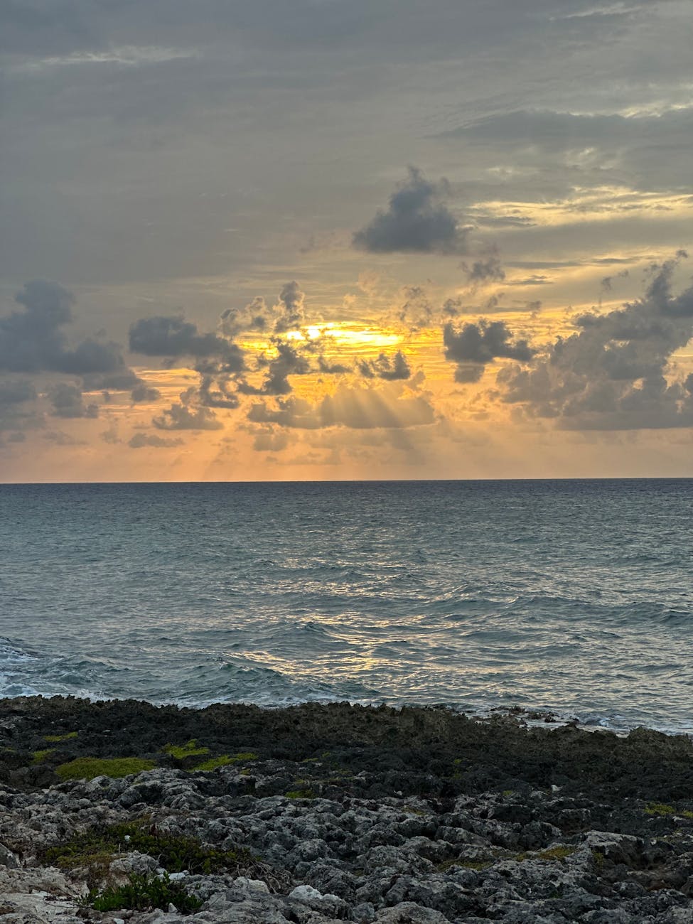 Explore the Wreck of the Ten Sails: A Caymanian&nbsp;Legend